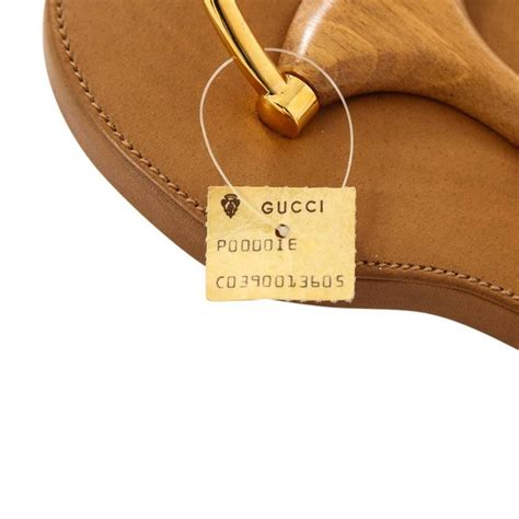 gucci coat hanger